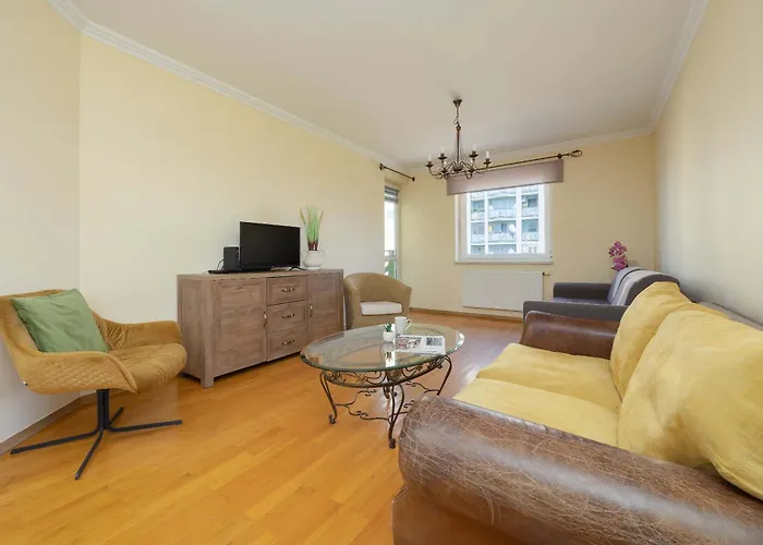 Practical With Parking In Bialoleka By Renters Varsovie